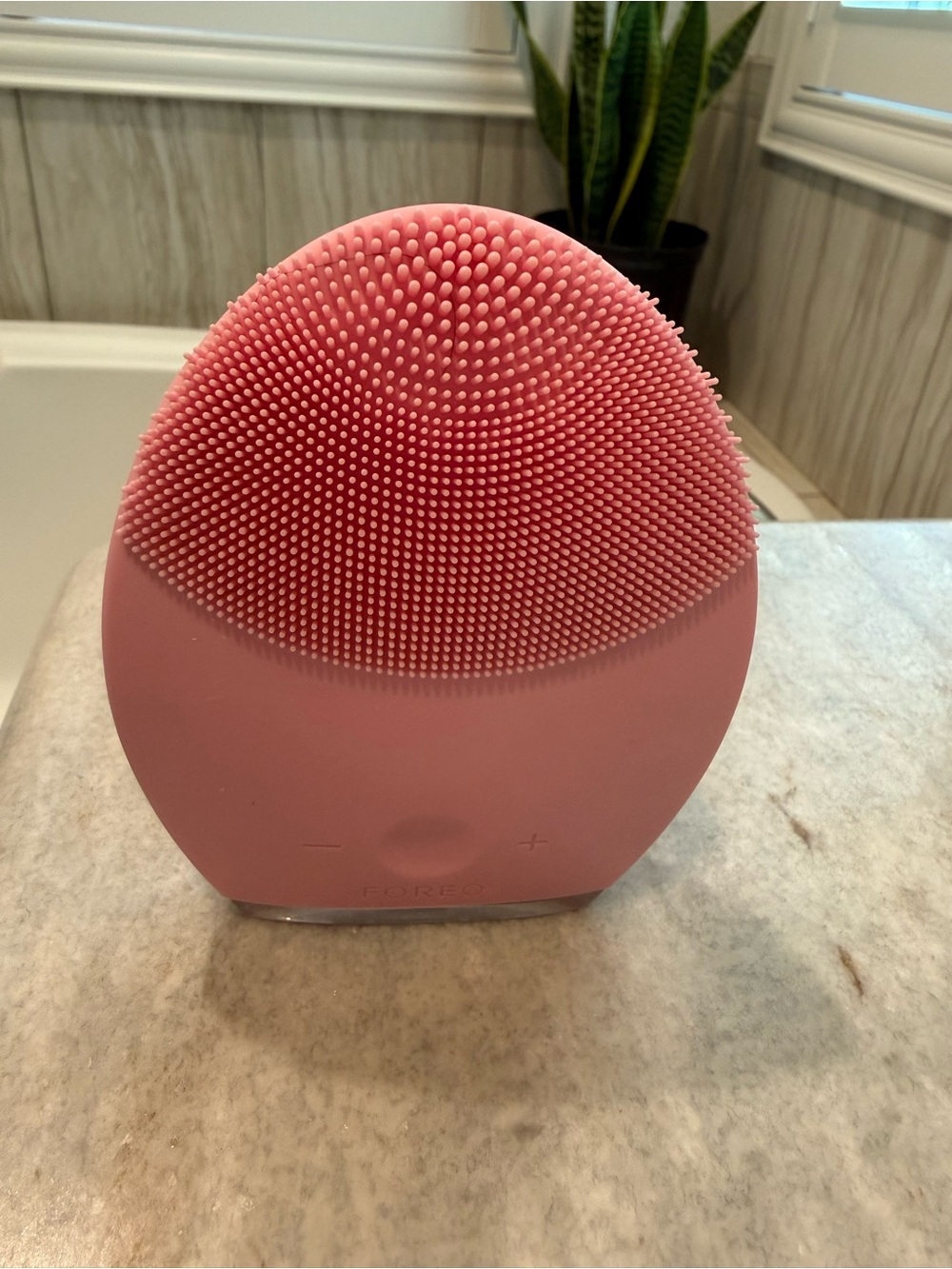 Foreo Luna 2 Silicone Facial Cleansing Brush